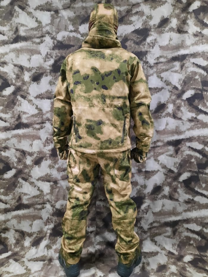 Костюм тактический Softshell, мох, общий вид сзади