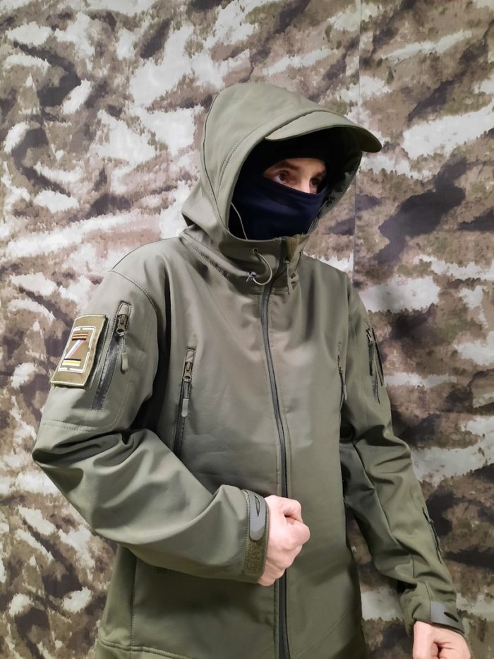 Костюм тактический Softshell, хаки, куртка сбоку